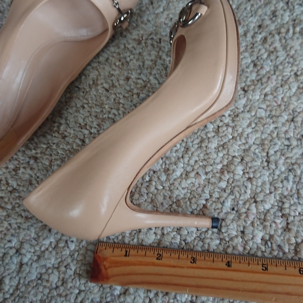 Gucci Nude/beige Peep-Toe Horsebit Pumps size 6.5 - Picture 10 of 15